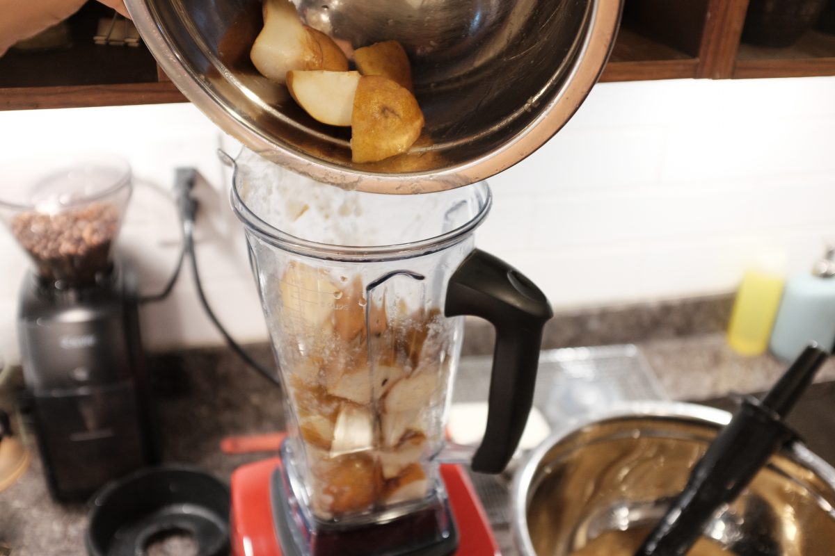 pears going into blender